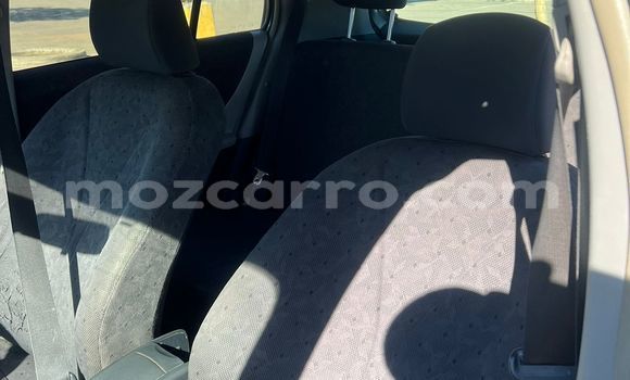 Nunua Ilio tumika Toyota Vitz Nyingine Gari ndani ya Maputo nchini Maputo Nunua Ilio tumika Toyota Vitz Nyingine Gari ndani ya Maputo nchini Maputo