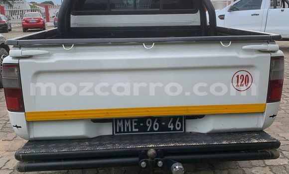 Buy Used Toyota Hilux White Car in Maputo in Maputo Buy Used Toyota Hilux White Car in Maputo in Maputo