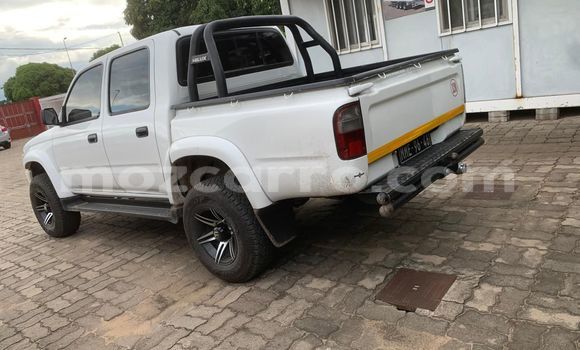 Buy Used Toyota Hilux White Car in Maputo in Maputo Buy Used Toyota Hilux White Car in Maputo in Maputo