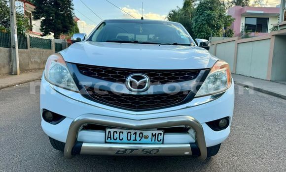 Tenga Tsaru Mazda BT-50 Chena Mota in Maputo in Maputo Tenga Tsaru Mazda BT-50 Chena Mota in Maputo in Maputo