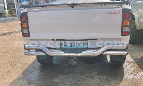 Comprar Novo Toyota Hilux Branco Carro em Maputo em Maputo Comprar Novo Toyota Hilux Branco Carro em Maputo em Maputo