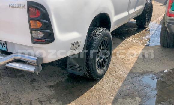 Comprar Novo Toyota Hilux Branco Carro em Maputo em Maputo Comprar Novo Toyota Hilux Branco Carro em Maputo em Maputo