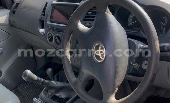Comprar Novo Toyota Hilux Branco Carro em Maputo em Maputo Comprar Novo Toyota Hilux Branco Carro em Maputo em Maputo