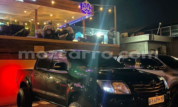 Comprar Usado Toyota Hilux Preto Carro em Maputo em Maputo Comprar Usado Toyota Hilux Preto Carro em Maputo em Maputo