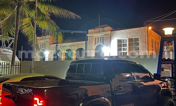 Comprar Usado Toyota Hilux Preto Carro em Maputo em Maputo Comprar Usado Toyota Hilux Preto Carro em Maputo em Maputo