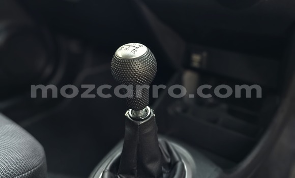 Nunua Ilio tumika Honda Fit Fedha Gari ndani ya Maputo nchini Maputo Nunua Ilio tumika Honda Fit Fedha Gari ndani ya Maputo nchini Maputo