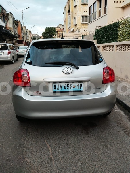 Big with watermark toyota auris nampula mocambique 24050