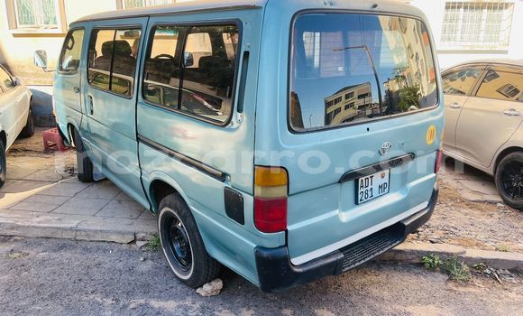 Tenga Tsaru Toyota Hiace Girinhi Mota in Maputo in Maputo Tenga Tsaru Toyota Hiace Girinhi Mota in Maputo in Maputo