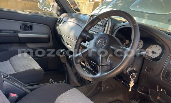 Tenga Tsaru Nissan Hardbody Zvimwe Mota in Maputo in Maputo Tenga Tsaru Nissan Hardbody Zvimwe Mota in Maputo in Maputo