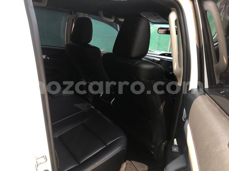 Big with watermark toyota hiluxe revo maputo maputo 24062