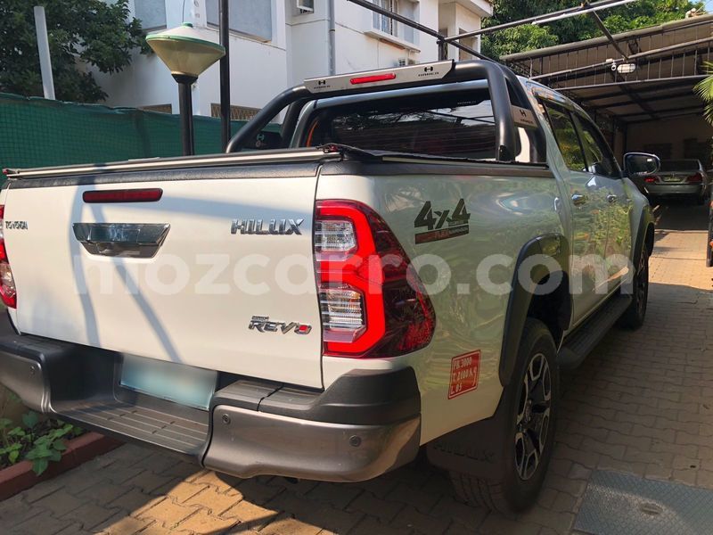 Big with watermark toyota hiluxe revo maputo maputo 24062