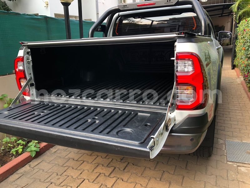 Big with watermark toyota hiluxe revo maputo maputo 24062