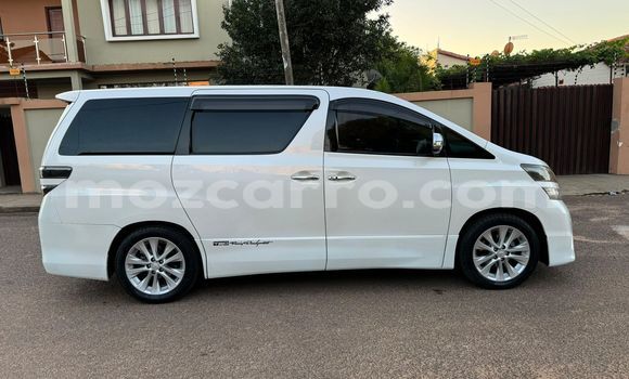 Tenga Itsva Toyota Vellfire Chena Mota in Maputo in Maputo Tenga Itsva Toyota Vellfire Chena Mota in Maputo in Maputo