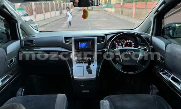 Tenga Itsva Toyota Vellfire Chena Mota in Maputo in Maputo Tenga Itsva Toyota Vellfire Chena Mota in Maputo in Maputo