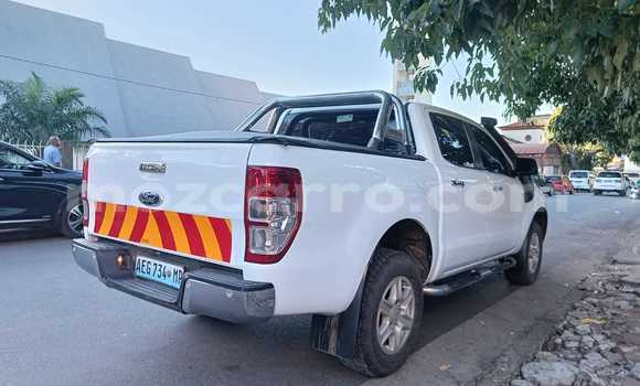 Comprar Usado Ford Ranchero Branco Carro em Maputo em Maputo Comprar Usado Ford Ranchero Branco Carro em Maputo em Maputo