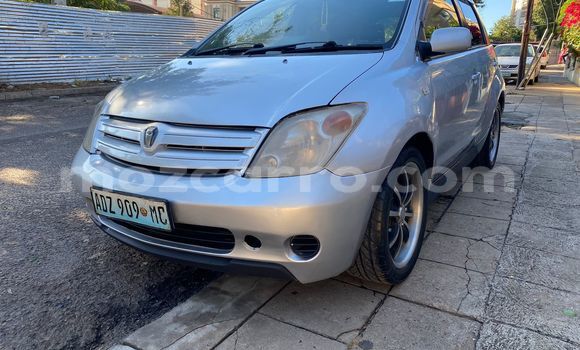 Comprar Usado Toyota IST Prata Carro em Maputo em Maputo Comprar Usado Toyota IST Prata Carro em Maputo em Maputo