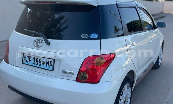 Comprar Usado Toyota IST Branco Carro em Maputo em Maputo Comprar Usado Toyota IST Branco Carro em Maputo em Maputo