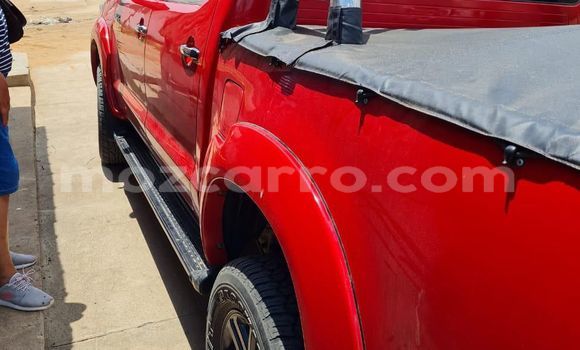 Nunua Ilio tumika Toyota Hilux Nyekundu Gari ndani ya Maputo nchini Maputo Nunua Ilio tumika Toyota Hilux Nyekundu Gari ndani ya Maputo nchini Maputo