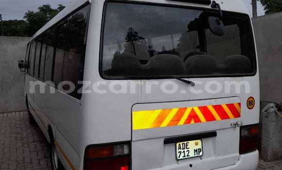 Comprar Usado Toyota Coaster Branco Carro em Maputo em Maputo Comprar Usado Toyota Coaster Branco Carro em Maputo em Maputo