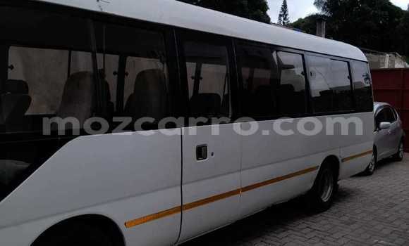Comprar Usado Toyota Coaster Branco Carro em Maputo em Maputo Comprar Usado Toyota Coaster Branco Carro em Maputo em Maputo