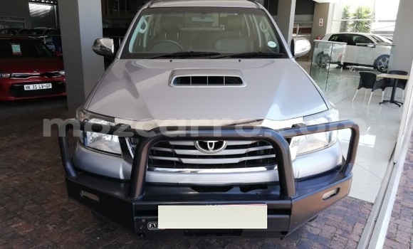 Tenga Tsaru Toyota Hilux Chena Mota in Beira in Sofala Tenga Tsaru Toyota Hilux Chena Mota in Beira in Sofala