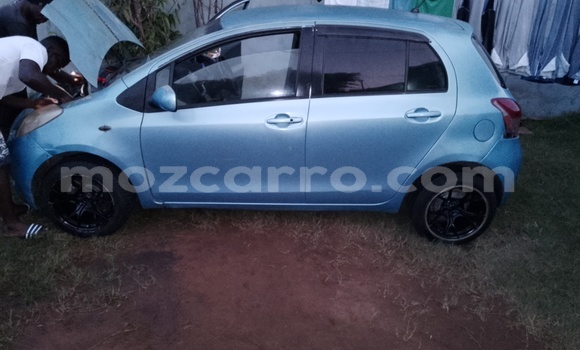 Comprar Usado Toyota Vitz Azul Carro em Maputo em Maputo Comprar Usado Toyota Vitz Azul Carro em Maputo em Maputo