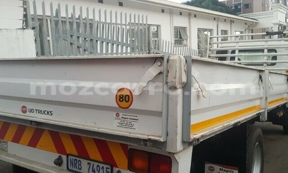 Tenga Tsaru Nissan UD Chena Rori in Beira in Sofala Tenga Tsaru Nissan UD Chena Rori in Beira in Sofala