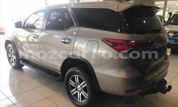 Tenga Tsaru Toyota Fortuner Zvimwe Mota in Beira in Sofala Tenga Tsaru Toyota Fortuner Zvimwe Mota in Beira in Sofala