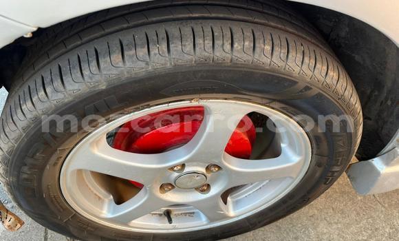 Nunua Ilio tumika Toyota Ractis Fedha Gari ndani ya Maputo nchini Maputo Nunua Ilio tumika Toyota Ractis Fedha Gari ndani ya Maputo nchini Maputo