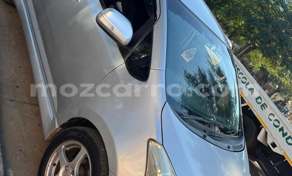 Nunua Ilio tumika Toyota Ractis Fedha Gari ndani ya Maputo nchini Maputo Nunua Ilio tumika Toyota Ractis Fedha Gari ndani ya Maputo nchini Maputo