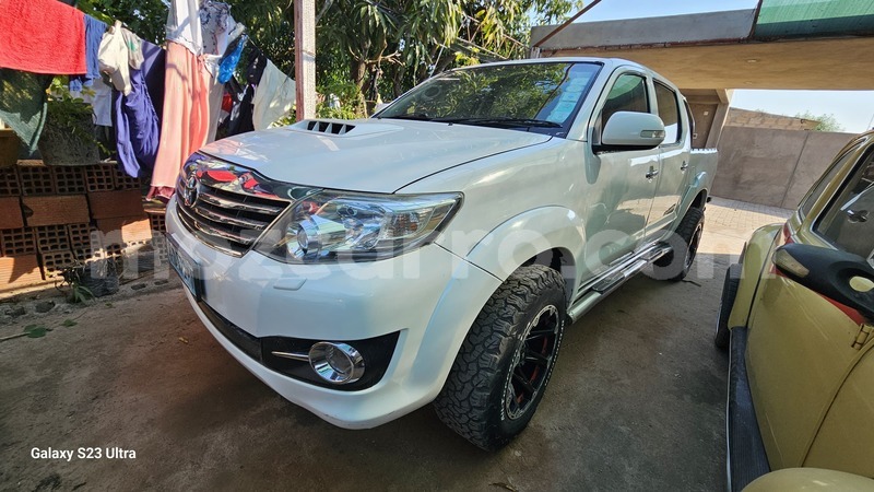 Big with watermark toyota hilux maputo maputo 24104