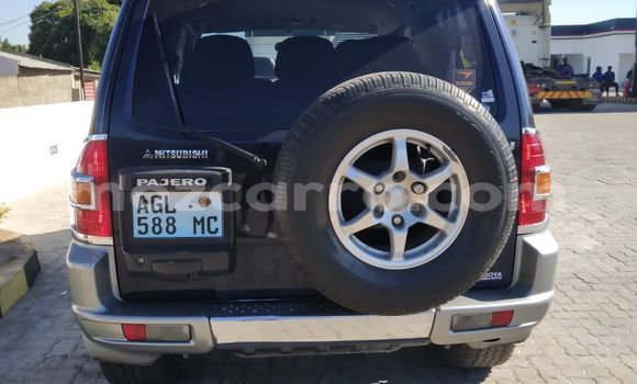 Comprar Usado Mitsubishi Pajero Azul Carro em Maputo em Maputo Comprar Usado Mitsubishi Pajero Azul Carro em Maputo em Maputo