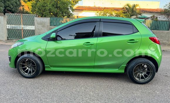 Buy Used Mazda Demio Green Car in Maputo in Maputo Buy Used Mazda Demio Green Car in Maputo in Maputo