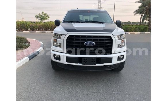 Comprar Importar Ford Club Wagon Branco Carro em Import - Dubai em Cabo Delgado