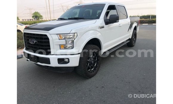 Nunua Imported Ford Club Wagon Nyeupe Gari ndani ya Import - Dubai nchini Cabo Delgado Nunua Imported Ford Club Wagon Nyeupe Gari ndani ya Import - Dubai nchini Cabo Delgado