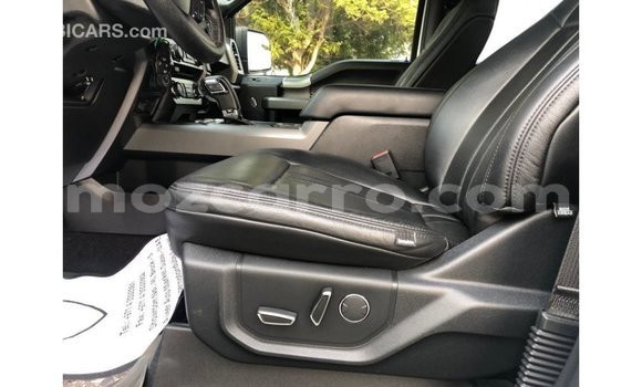 Nunua Imported Ford Club Wagon Nyeupe Gari ndani ya Import - Dubai nchini Cabo Delgado Nunua Imported Ford Club Wagon Nyeupe Gari ndani ya Import - Dubai nchini Cabo Delgado