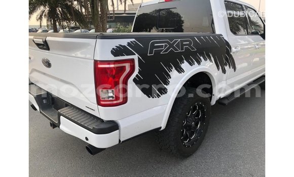 Nunua Imported Ford Club Wagon Nyeupe Gari ndani ya Import - Dubai nchini Cabo Delgado Nunua Imported Ford Club Wagon Nyeupe Gari ndani ya Import - Dubai nchini Cabo Delgado