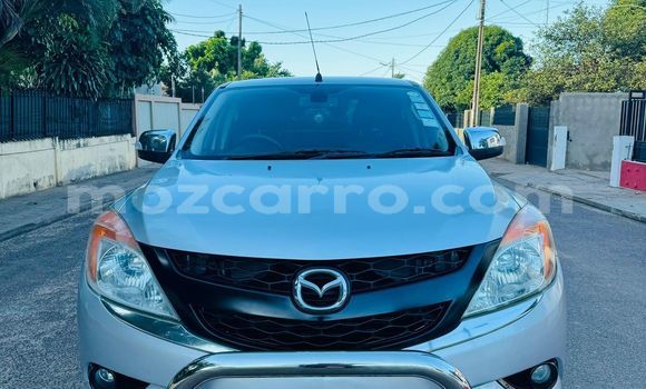 Comprar Novo Mazda BT-50 Prata Carro em Maputo em Maputo
