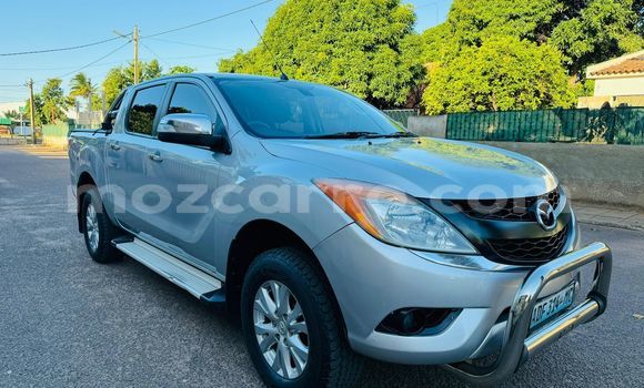 Comprar Novo Mazda BT-50 Prata Carro em Maputo em Maputo Comprar Novo Mazda BT-50 Prata Carro em Maputo em Maputo