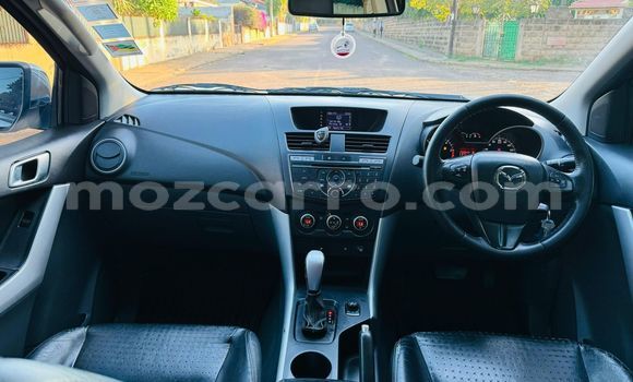 Comprar Novo Mazda BT-50 Prata Carro em Maputo em Maputo Comprar Novo Mazda BT-50 Prata Carro em Maputo em Maputo