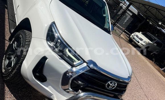 Tenga Tsaru Toyota Hiluxe Revo Chena Mota in Maputo in Maputo Tenga Tsaru Toyota Hiluxe Revo Chena Mota in Maputo in Maputo