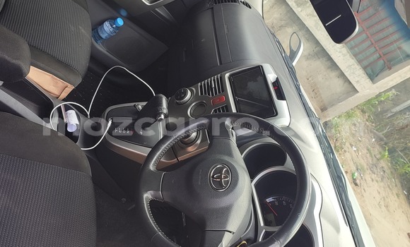 Comprar Usado Toyota Rush Prata Carro em Maputo em Maputo Comprar Usado Toyota Rush Prata Carro em Maputo em Maputo