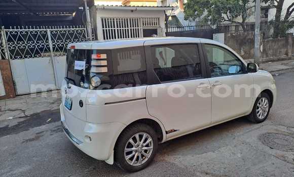 Nunua Ilio tumika Toyota Sienta Nyeupe Gari ndani ya Maputo nchini Maputo Nunua Ilio tumika Toyota Sienta Nyeupe Gari ndani ya Maputo nchini Maputo