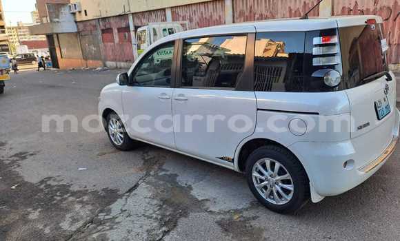Nunua Ilio tumika Toyota Sienta Nyeupe Gari ndani ya Maputo nchini Maputo Nunua Ilio tumika Toyota Sienta Nyeupe Gari ndani ya Maputo nchini Maputo