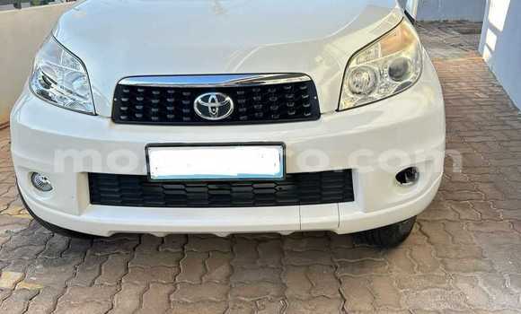 Nunua Ilio tumika Toyota Rush Nyeupe Gari ndani ya Maputo nchini Maputo Nunua Ilio tumika Toyota Rush Nyeupe Gari ndani ya Maputo nchini Maputo