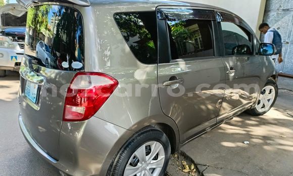 Nunua Ilio tumika Toyota Ractis Brown Gari ndani ya Maputo nchini Maputo Nunua Ilio tumika Toyota Ractis Brown Gari ndani ya Maputo nchini Maputo