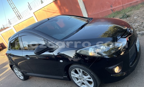 Comprar Usado Mazda Demio Preto Carro em Moçambique em Nampula Comprar Usado Mazda Demio Preto Carro em Moçambique em Nampula