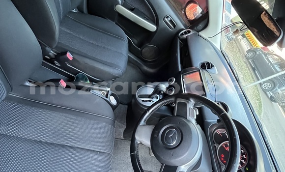 Comprar Usado Mazda Demio Preto Carro em Moçambique em Nampula Comprar Usado Mazda Demio Preto Carro em Moçambique em Nampula