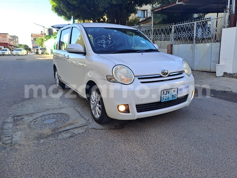 Big with watermark toyota sienta maputo maputo 24142