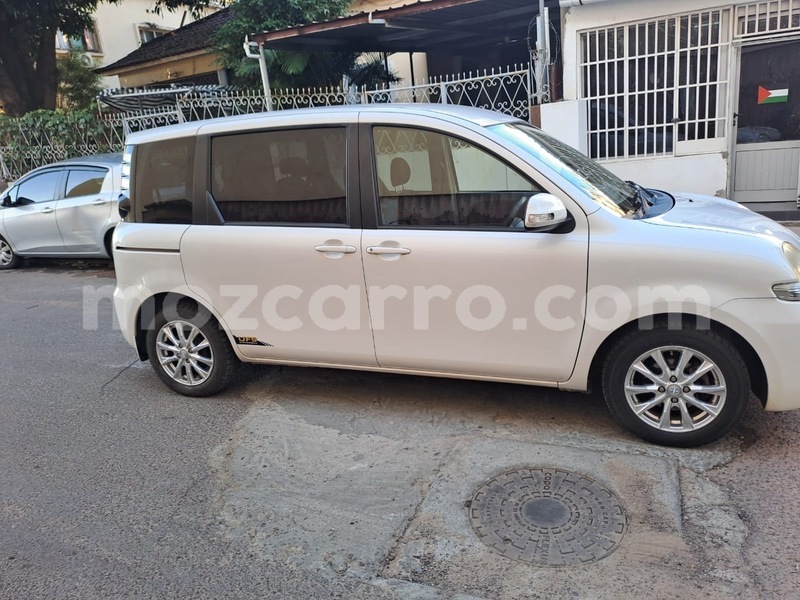 Big with watermark toyota sienta maputo maputo 24142